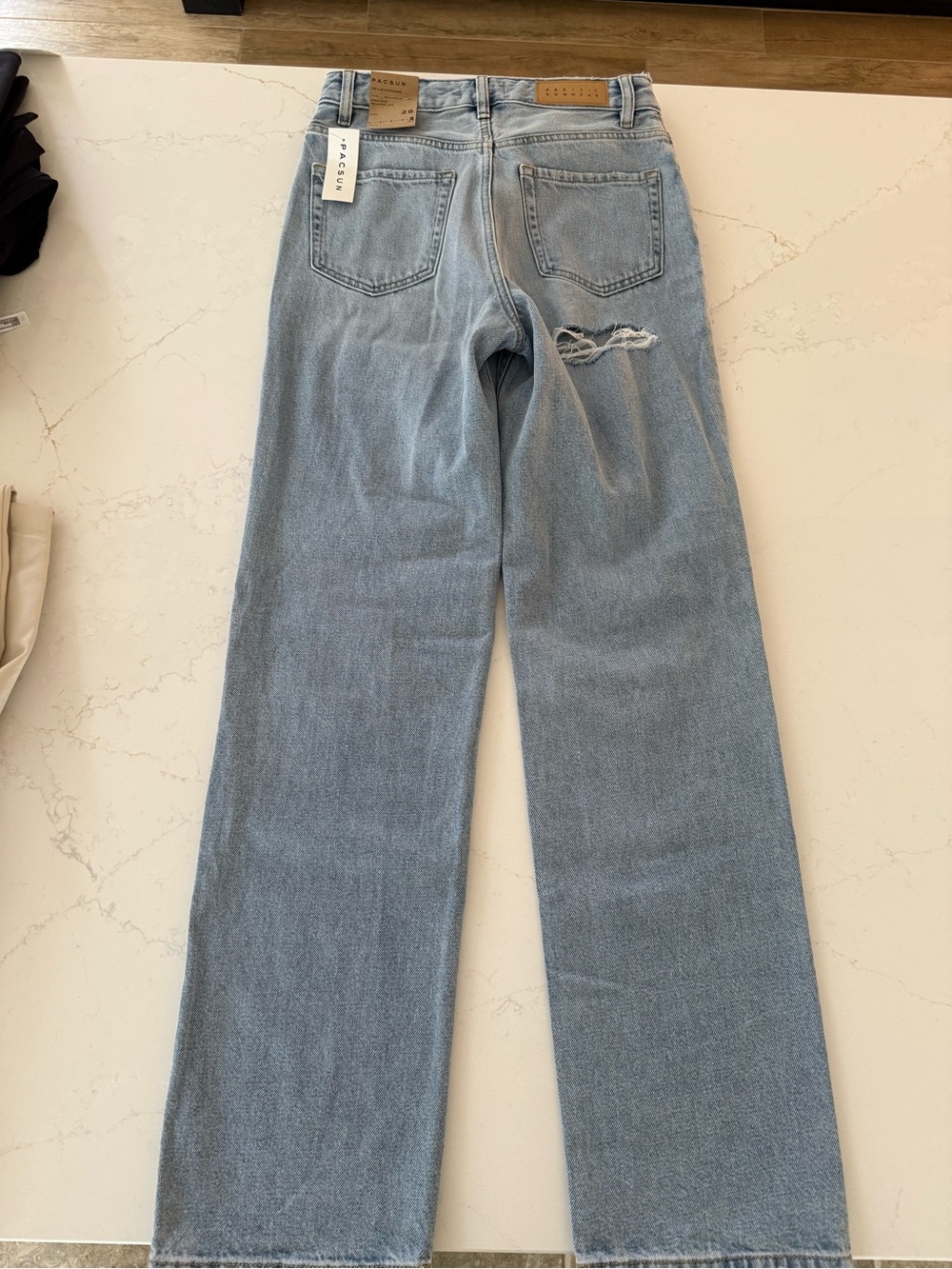 PacSun Light Blue Straight-Leg 90’s Boyfriend Jeans - Picture 2 of 7